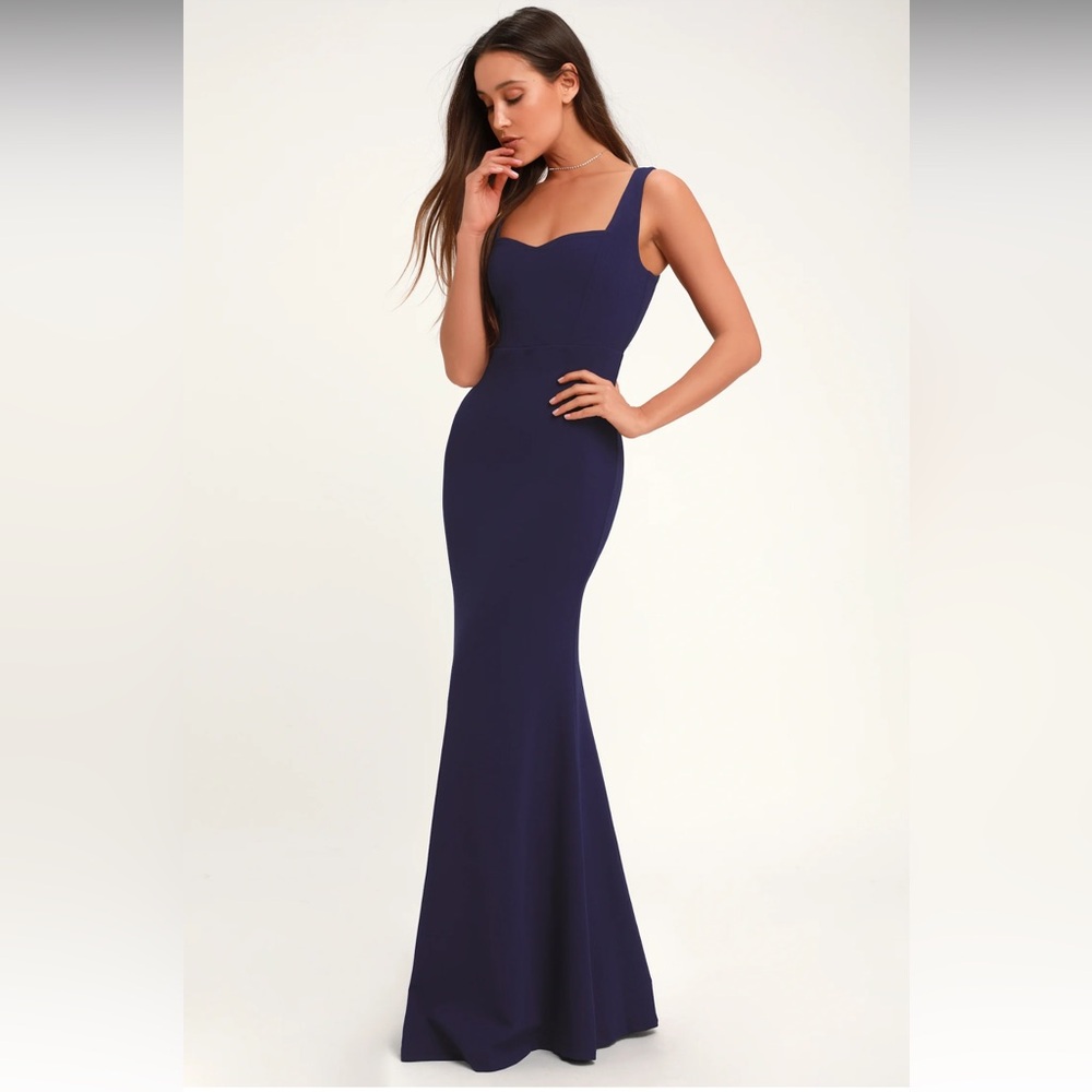 *NEW WITH TAGS* NWT Lulu's Sweetest Thing Navy Blue Maxie Dress